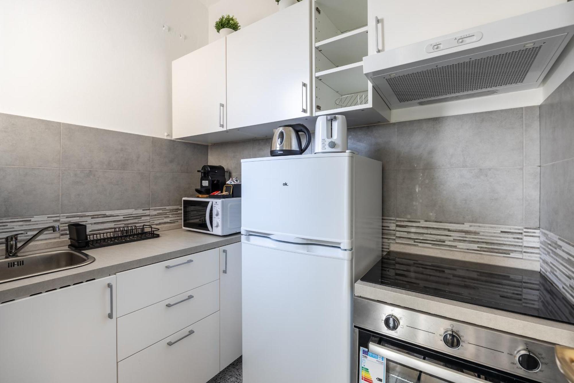 8 Min Dalla Metro Casa Elegante Con Netflix E Wifi ミラノ エクステリア 写真